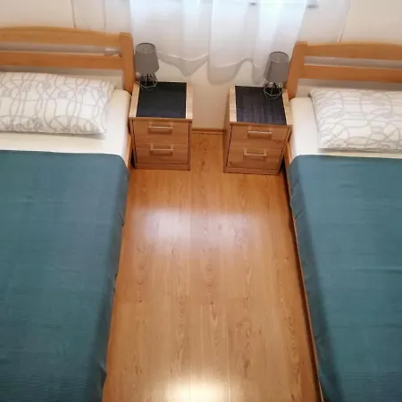 Apartment Loder *